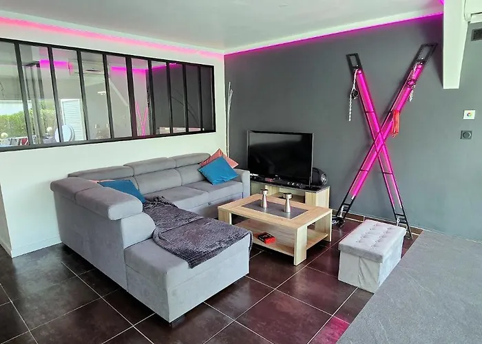 Daulis Port Nature 1 アパート *