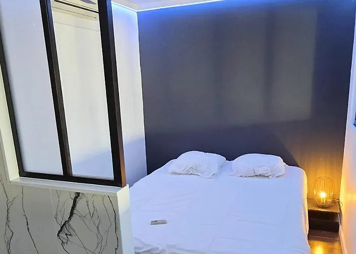 Daulis Port Nature 1 アグド